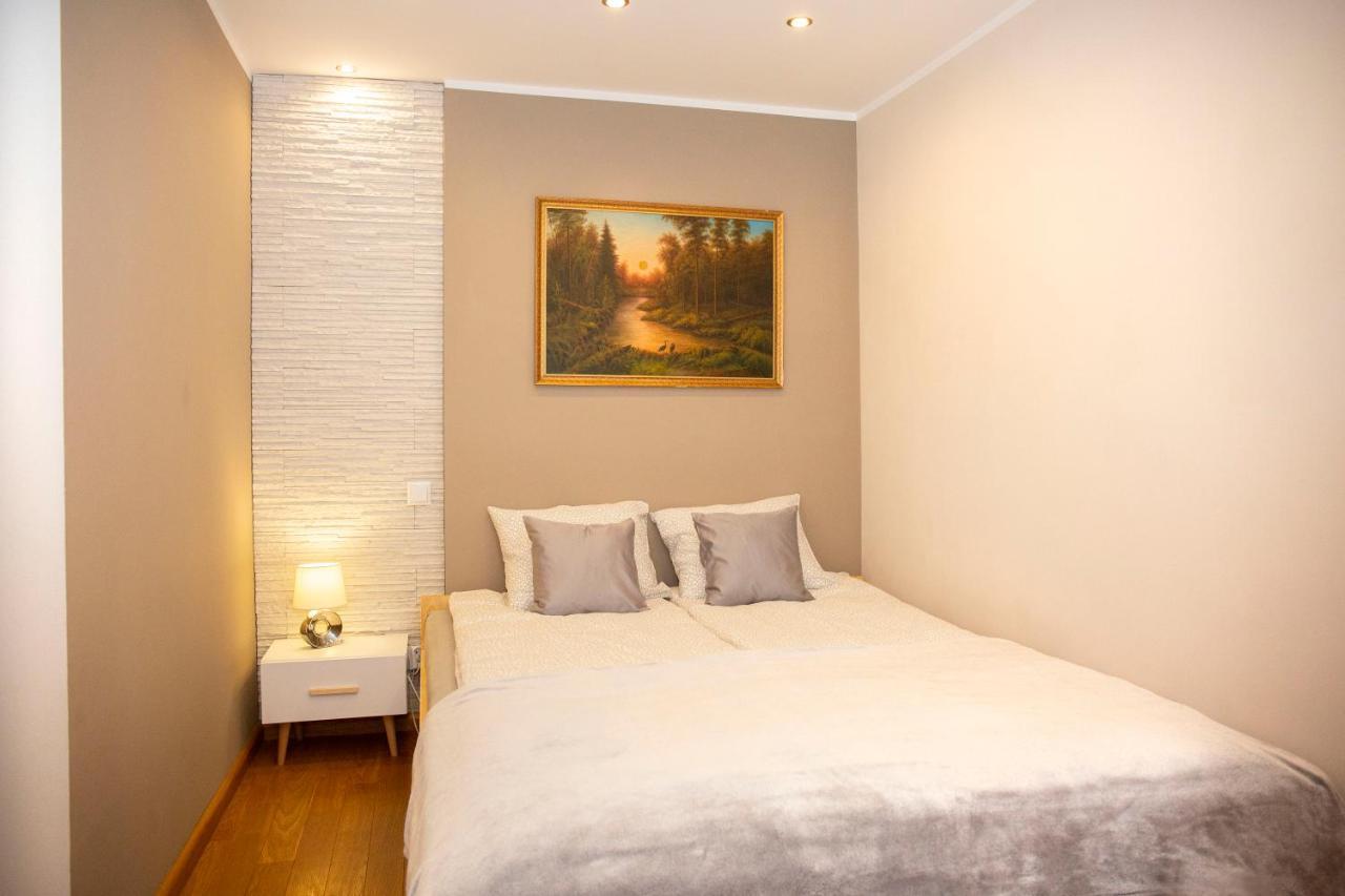 Apartament Bieszczadzkie Anioly Ustrzyki Dolne Exterior foto